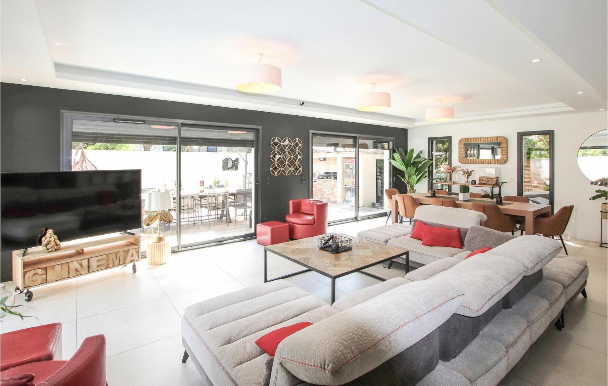 Amazing Home In Avignon With Kitchen Exteriör bild