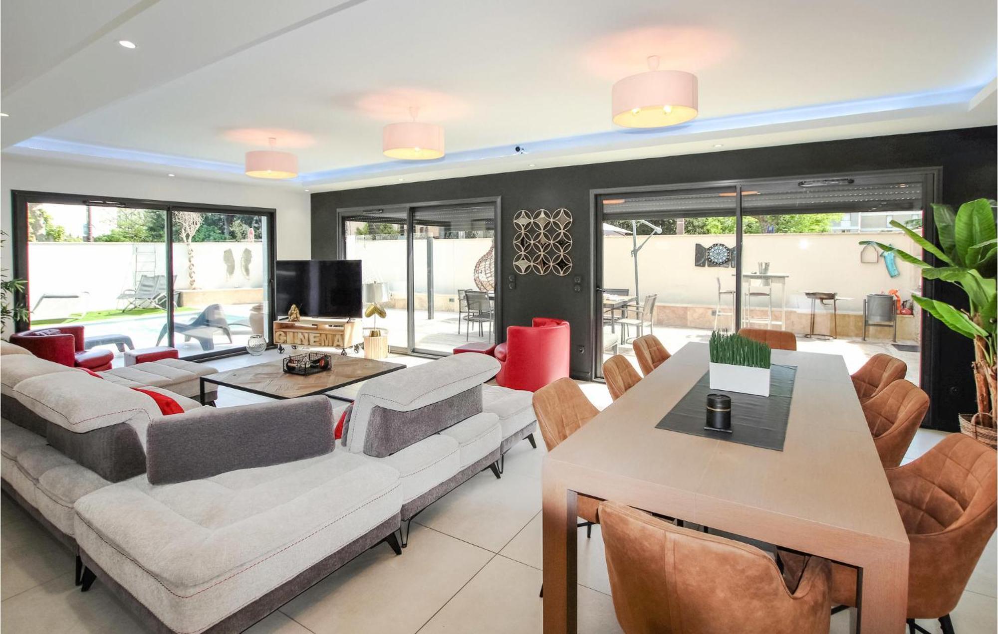 Amazing Home In Avignon With Kitchen Exteriör bild